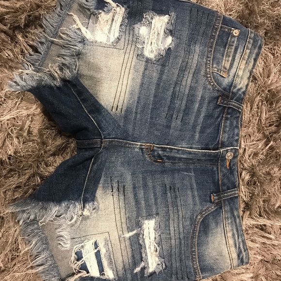 Just USA Pants - Denim shorts/ Distressed jean shorts Just USA Pants - Denim shorts/ Distressed jean shorts